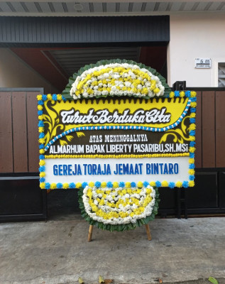 Papan Bunga Duka di Cadasari