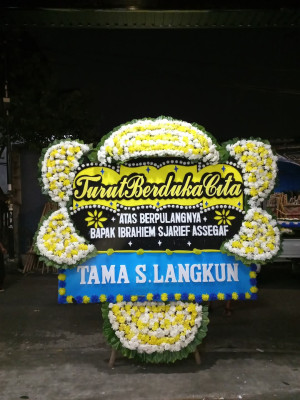 Papan Bunga Duka di Cadasari